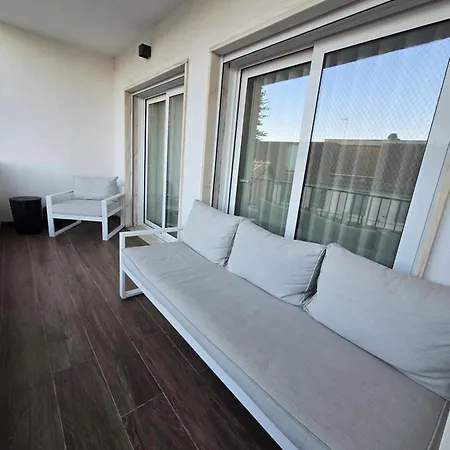 Διαμέρισμα Superb 3 Bed Aprt In The Heart Of Monte