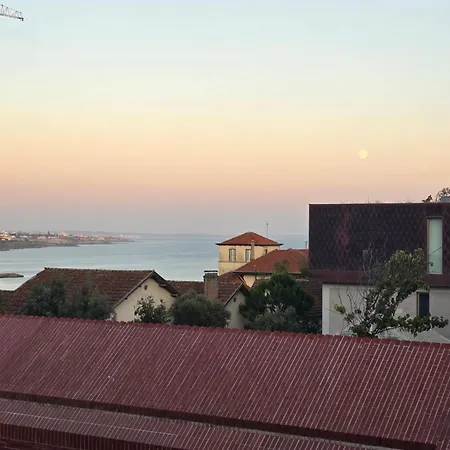 Superb 3 Bed Aprt In The Heart Of Monte Διαμέρισμα *