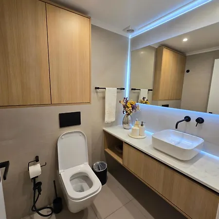 Διαμέρισμα Superb 3 Bed Aprt In The Heart Of Monte