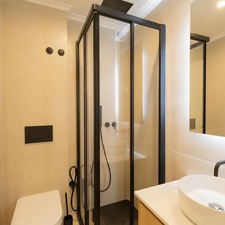 Διαμέρισμα Superb 3 Bed Aprt In The Heart Of Monte